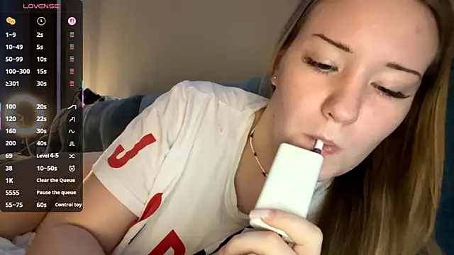 PandaFluff – webcam-show