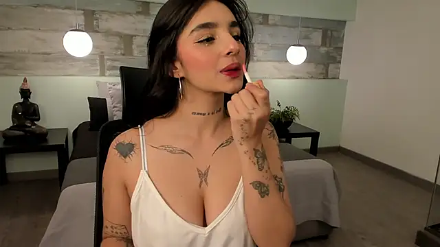 Abriil_cutee's Live XXX Chat