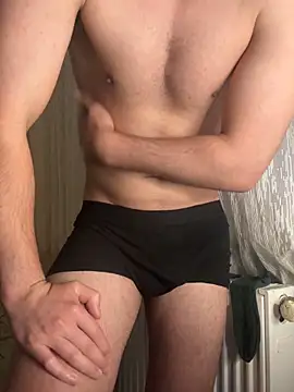 Tanidikbirii Adlı Modelin Web Kamerası Şovu