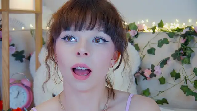 ElisabethDavis Chat XXX in diretta