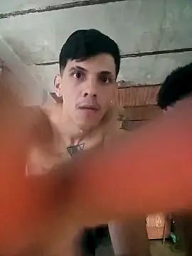 Hotsmale: διαδικτυακό σόου στην κάμερα