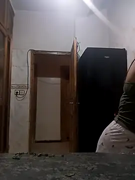 LONA-_- live XXX chat