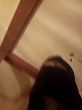 LONA-_- Chat XXX in diretta