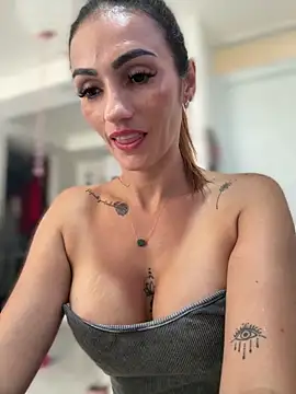 دردشة Kaily_Sweet16 الجنسية المباشرة