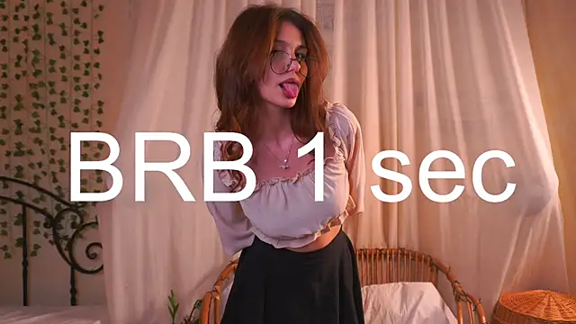 Chat +18 de TifanyBerto ao vivo