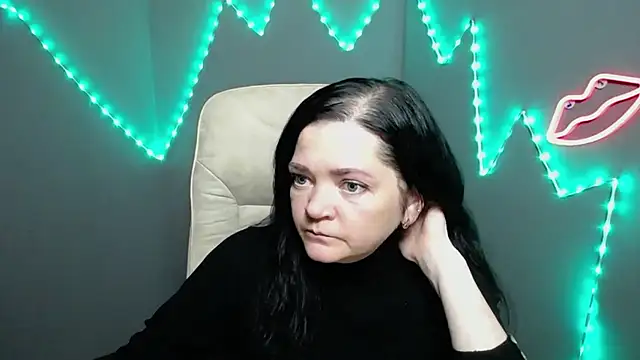 Chatroom XXX en direct de LauraFinn