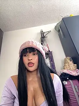 Chat XXX en directo de sarita_violet07