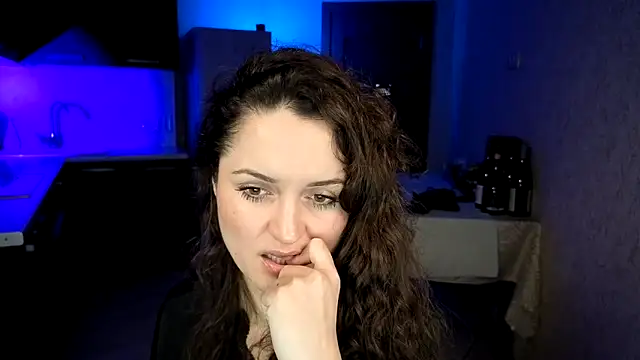 Cerann1のライブXXXチャット