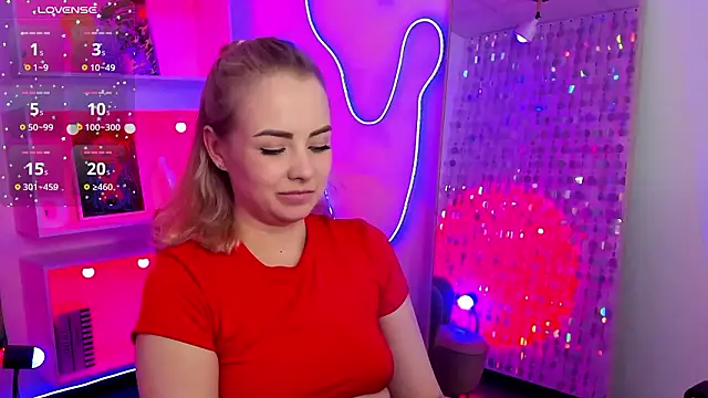 Онлайн чат XXX StephanieSweety