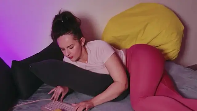 Živý XXX chat Witch_in_Velvet