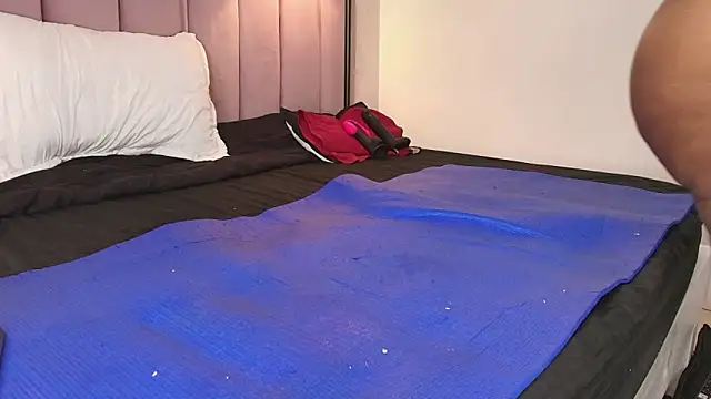 Chat +18 de HallyBans ao vivo