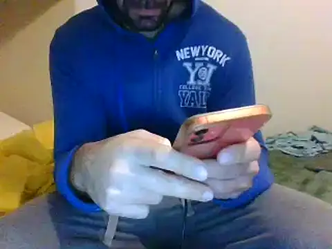 coppai200: διαδικτυακό σόου στην κάμερα