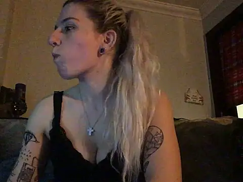 Chat +18 de xxamyleighxx ao vivo