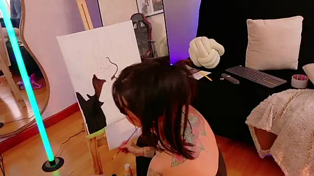 Онлайн чат XXX EmmyEvans1