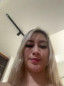 Chatroom XXX en direct de MaryDeniro