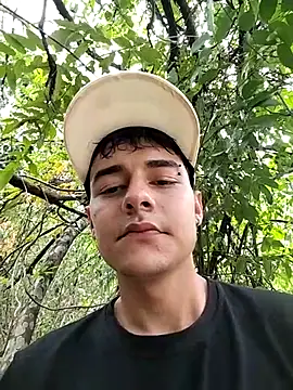 attractive-sexx Chat XXX live