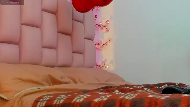 XXX chat uživo modela emma_cg