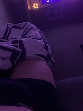 euerpaar292 Show in webcam