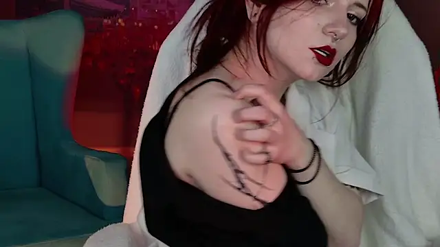 دردشة LizzyRid الجنسية المباشرة