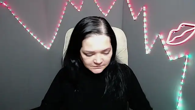 LauraFinn's Live XXX Chat