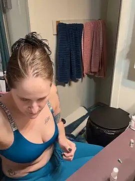 lolabunny9: απευθείας συνομιλία ΧΧΧ