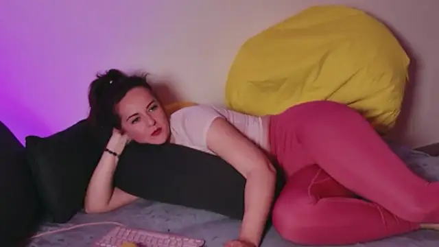 Witch_in_Velvet Chat XXX live