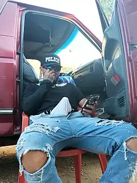 PIGHIGHDIRTY_p0's Live XXX Chat