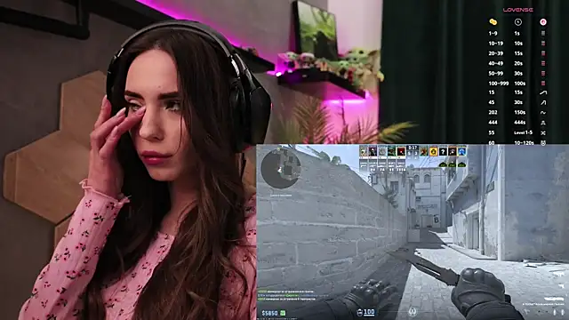 CuteAnna- Live XXX-chat