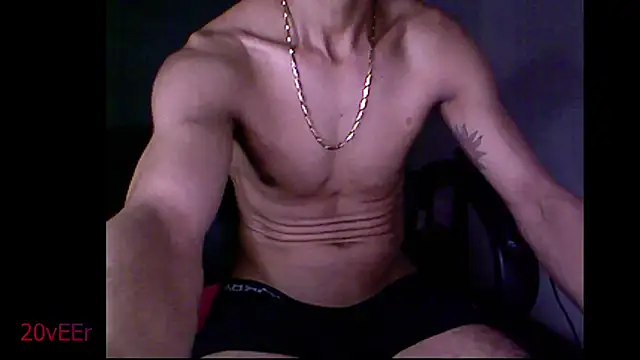 20vEErのライブXXXチャット