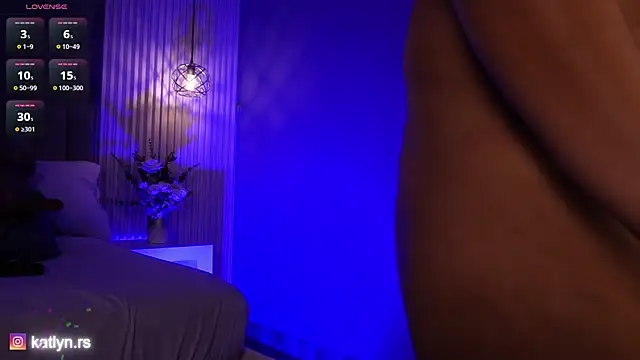 KatlynRous' Live XXX Chat