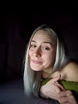 ChristinaWheeled11's Live XXX Chat