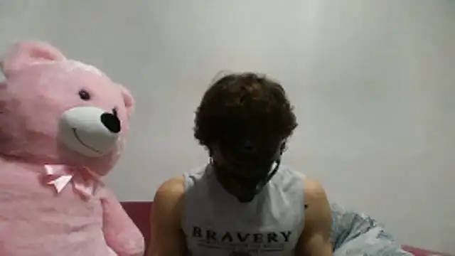 eyelessmage_ élő XXX-chatje