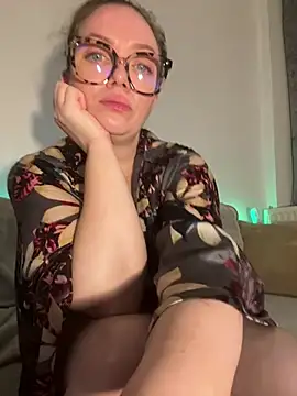 FemDom_RubyKnightXXO's Live XXX Chat