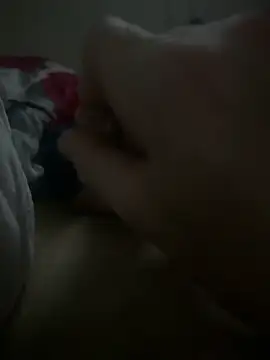 Pokazy przed kamerką – adrian90bi11