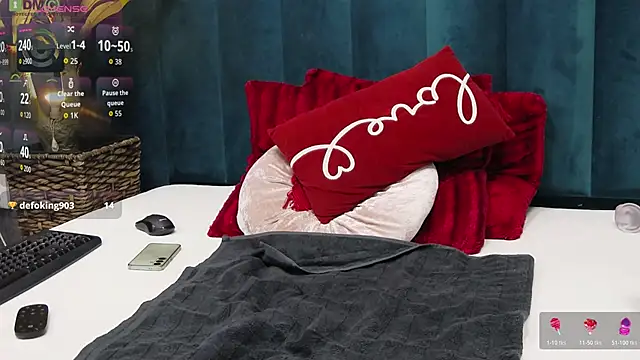 Roxie_Anne: απευθείας συνομιλία ΧΧΧ