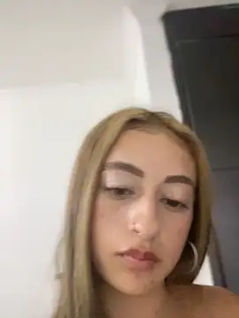 Chat +18 de SOL_EF ao vivo