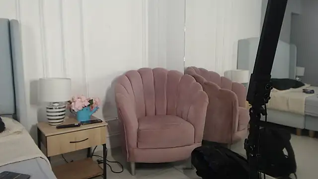 دردشة ChantalGarner الجنسية المباشرة