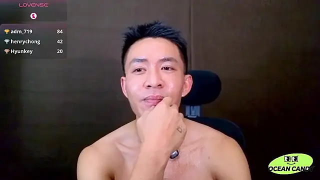 OceanCandy9's Live XXX Chat