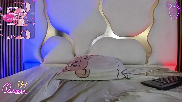 NOOAH_TAY's Live XXX Chat