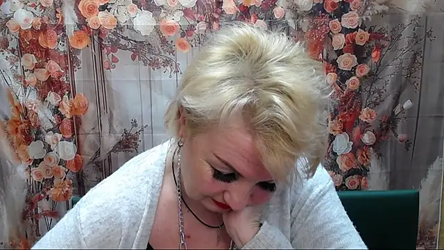 Chat XXX en directo de RenataDaster