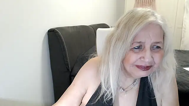 SusiLifeXXX's Live XXX Chat