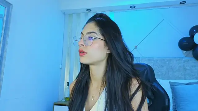 Онлайн чат XXX j_belle_