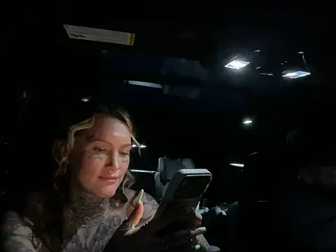 Онлайн чат XXX lexymarie