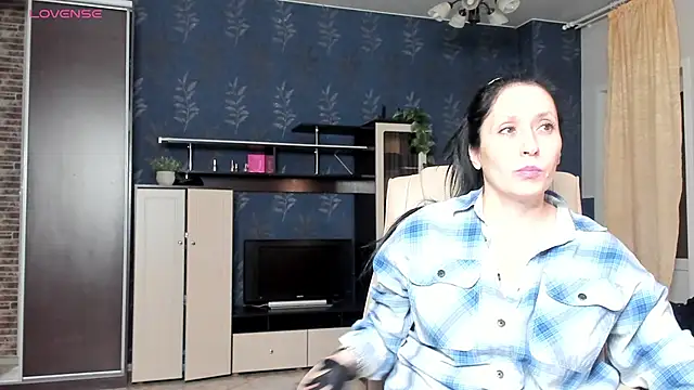 Chat XXX Live Lucky_Milf