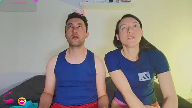 JeremmyAndStacy: διαδικτυακό σόου στην κάμερα