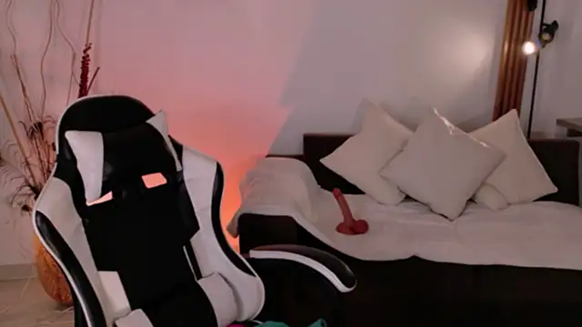 عرض كام ChloeMoreti