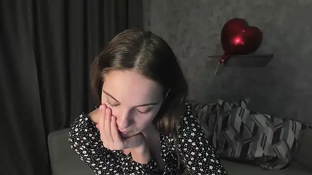 KristinaLoison's Live XXX Chat