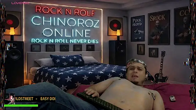 Czat XXX na żywo – chino_roz