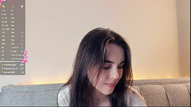 MirnaTellado élő XXX-chatje