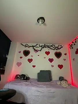 دردشة MaleiSummer الجنسية المباشرة